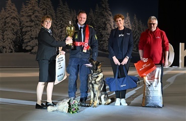 Konrad blev h&aelig;dret som &aring;rets politihund 