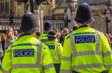 England: Betjent skal opklare hundetyverier