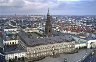 Nye hunderegler p&aring; Christiansborg