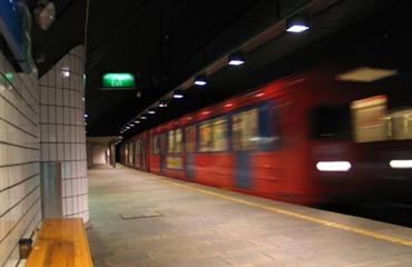 Hund rejste selv med tunnelbanen