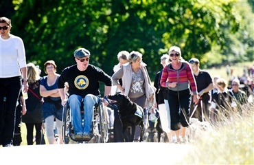 Servicehunde til Handicappede inviterer til Dog-a-thon