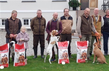 Hubertuspr&oslash;ve for jagthunde