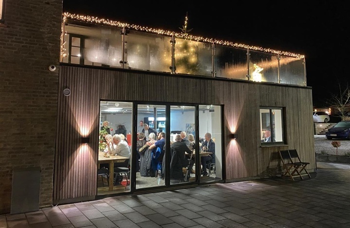 Nyt&aring;r i s&aelig;rklasse p&aring; Hundekroen